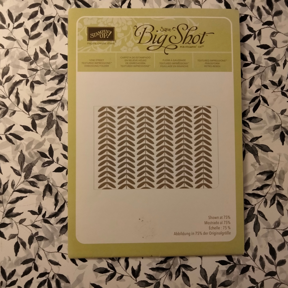 Stampin' Up! Big Shot Die with Leaf Pattern in Green and Brown